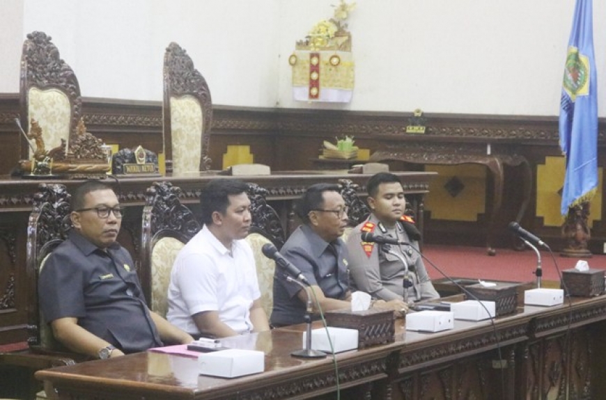 Wakil Ketua dan Sekretaris DPRD Kabupaten Gianyar menerima Kunjungan Mahasiswa STIK LEMDIKLAT POLRI Angkatan ke-81 Tahun 2024 (18/3/2024)